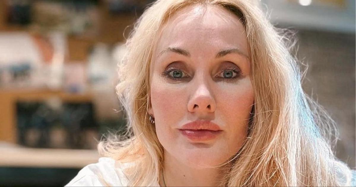 Экстрасенс Марьяна Романова объяснила, почему обидела Якубович, заменившую её на «Битве сильнейших».
