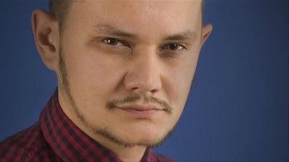 Шизофреник-маг Тимофей Руденко из «Битвы экстрасенсов» связал себя узами брака с актрисой бурлеска.