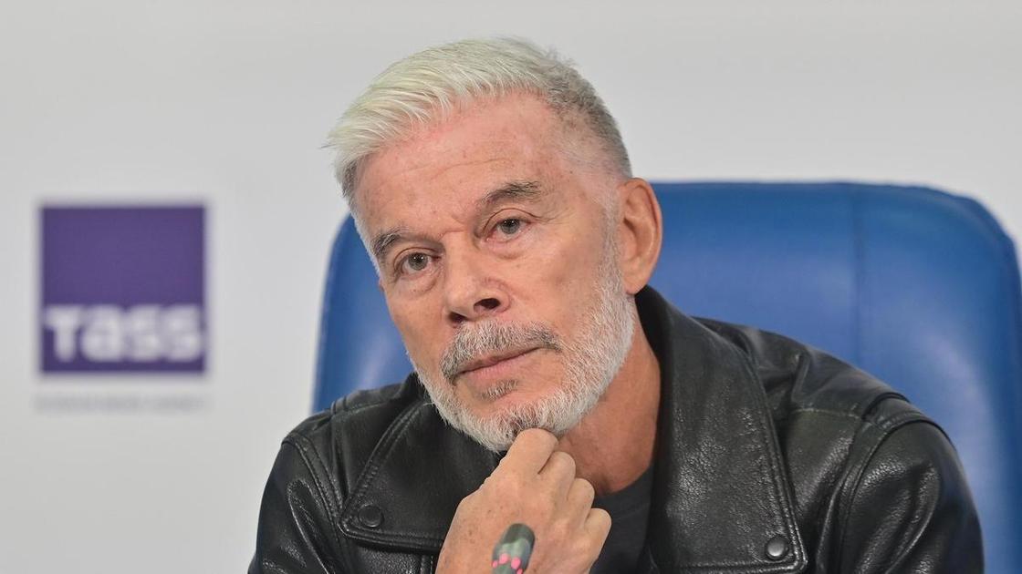 Бизнес-партнер сына Газманова обманул его семью: певец собирал деньги на пенсию и угрожает скандалом.