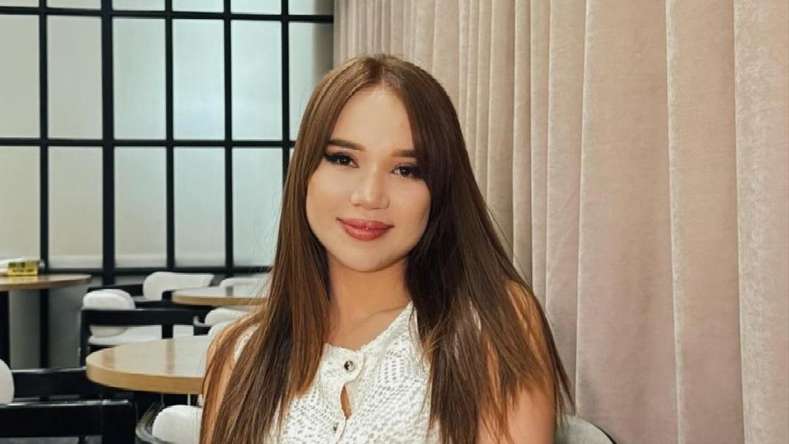 «Сотрясение мозга и сильные головные боли»: адвокат певицы Азоды, пострадавшей от свекра, поделился новыми деталями инцидента.