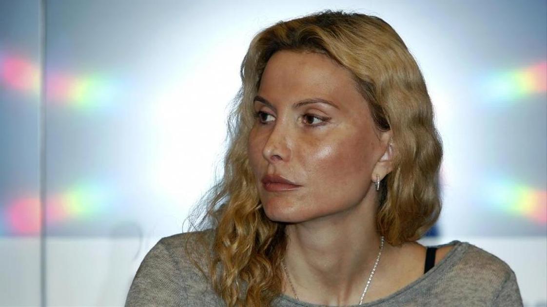 «Кожа обнажила мясо»: Тутберидзе рассказала, что Петросян собиралась отказаться от Олимпийского отбора из-за травмы.