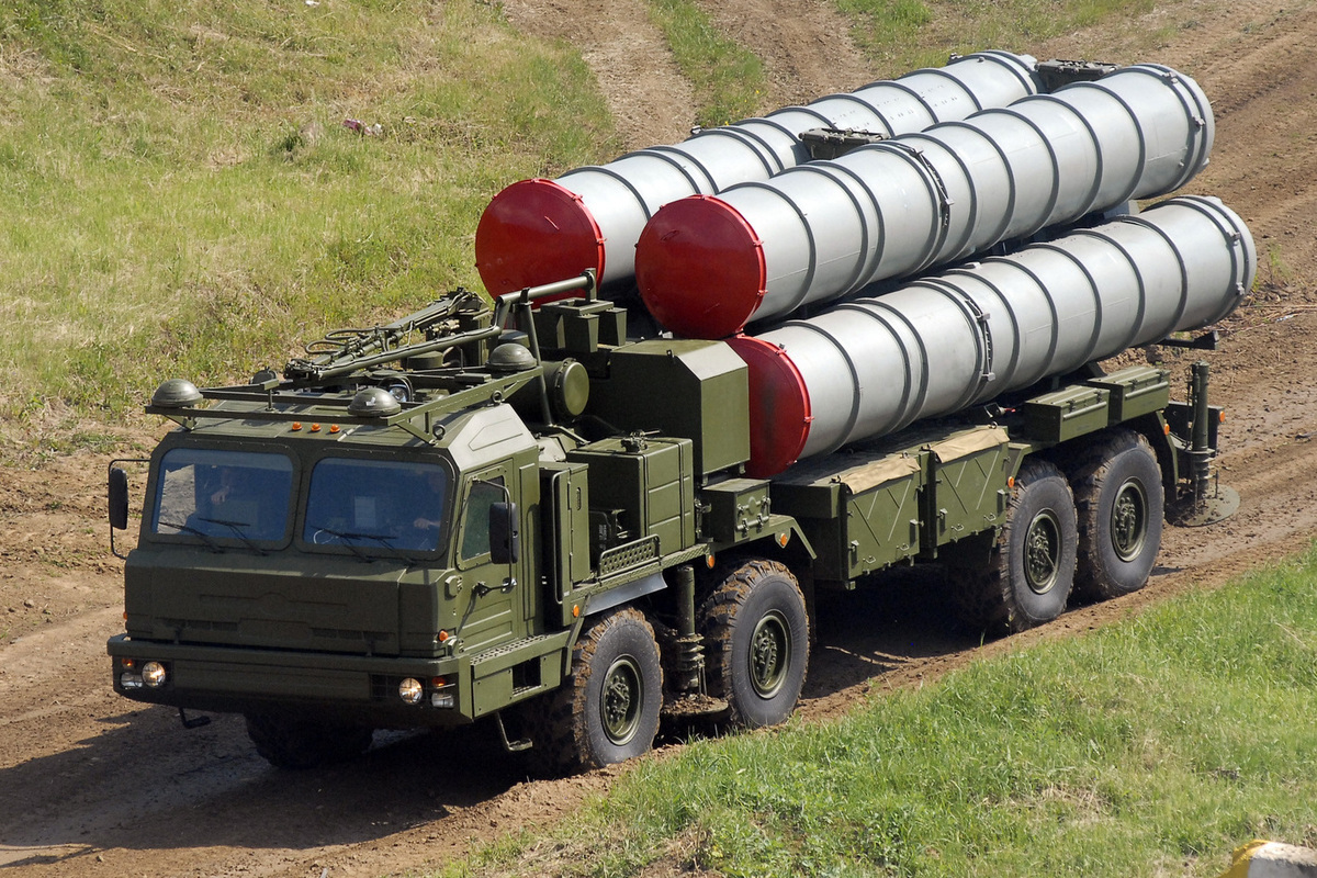 За ночь над Россией сбили почти 90 дронов Украины.