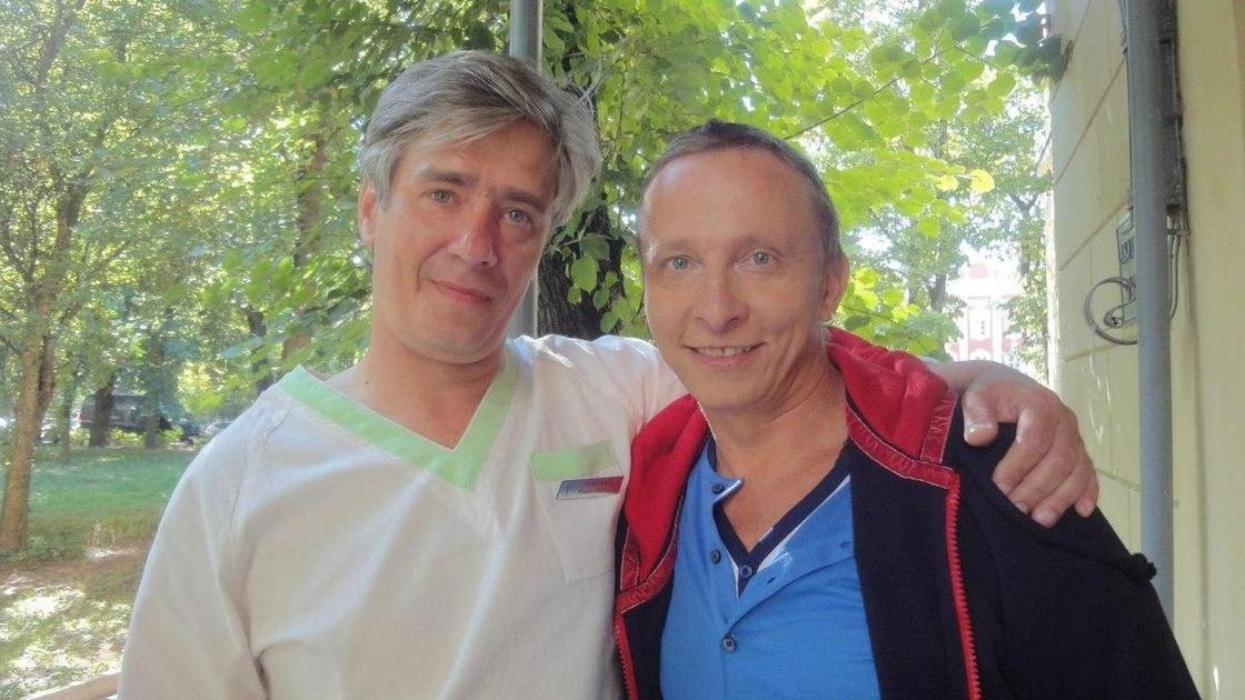 Актер сериала «Улицы разбитых фонарей» Сергей Рыбин скончался в возрасте 51 года из-за цирроза печени.