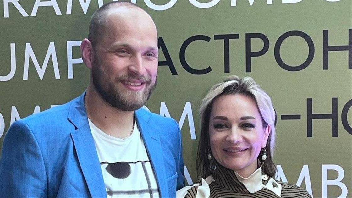 Скандал в ресторане Татьяны Булановой: супруг певицы прокомментировал обвинения в задолженности и гибели сотрудника.