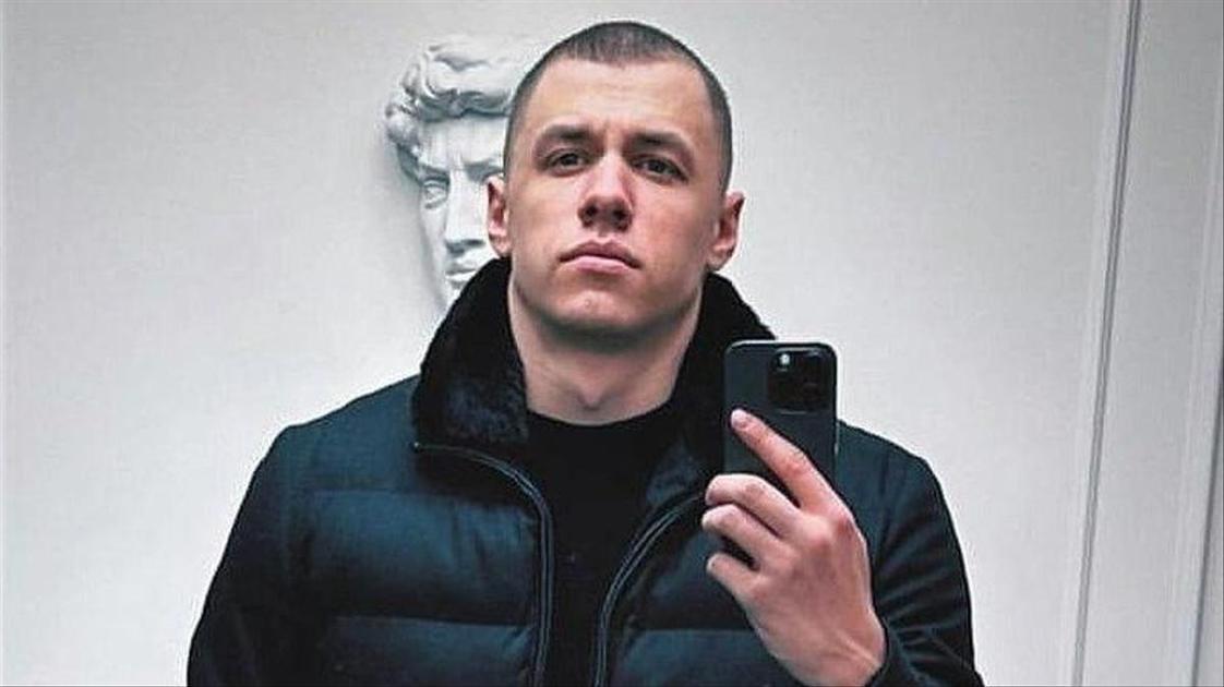 Игнорировавший шесть повесток Макан отправляется на службу в армию.