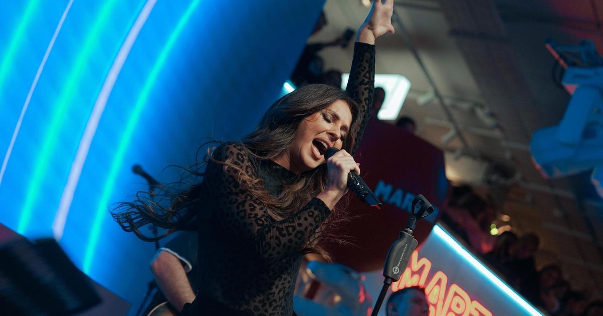 Тима Белорусских раскрыл, что утратил некоторых поклонников, а Нюша поделилась борьбой с осенней депрессией: музыкальный фестиваль «Новое Радио ДВИЖ».