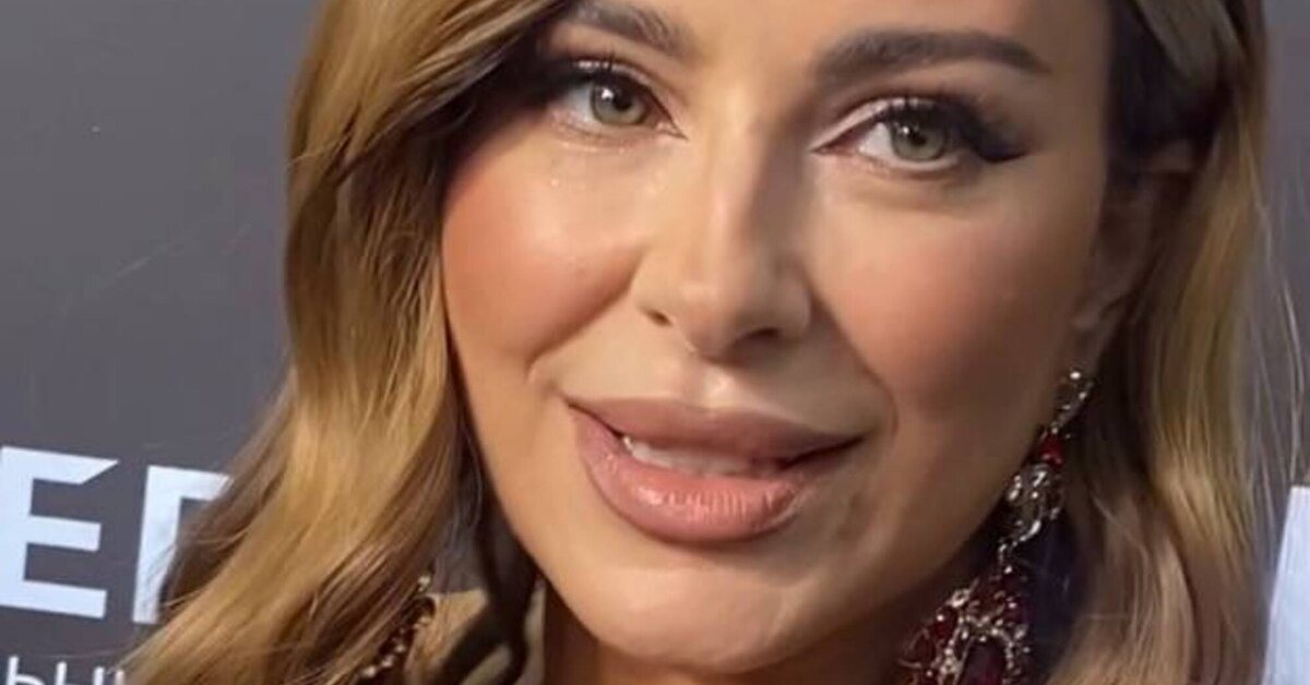 Ани Лорак поделилась, как изменилась ее дочь в подростковом возрасте.