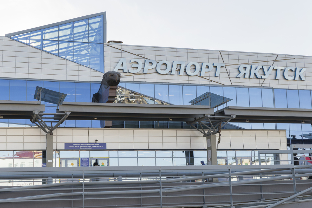 В аэропорту российского города произошел случай с неисправностью шасси у самолета.