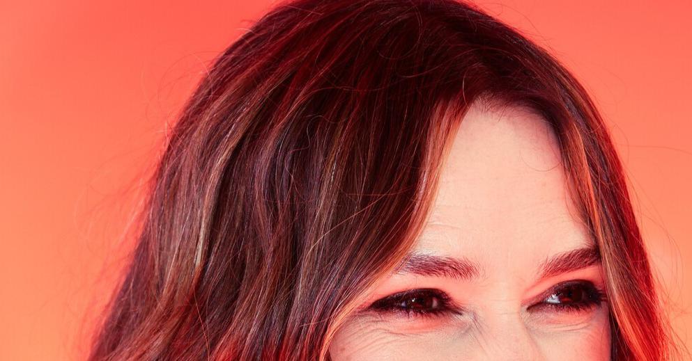 Кира Найтли открыто признала, что не испытывает стыда за свои знакомства, которые помогли ей попасть в кино.