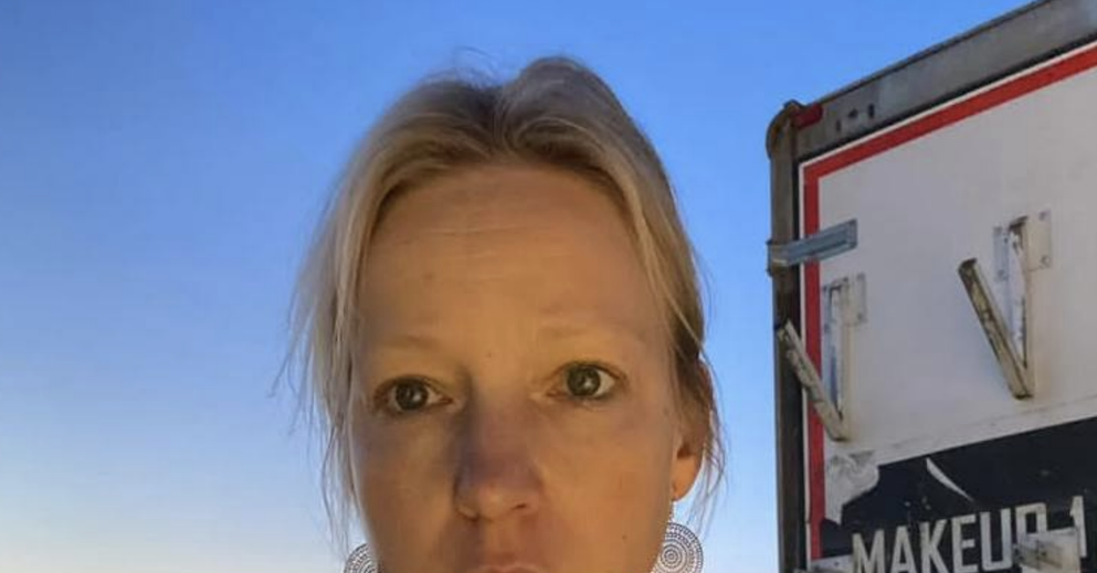 Актриса Шалаева, работающая таксистом, рассказывает о жизни в Париже: «Простуда, холод и клопы»