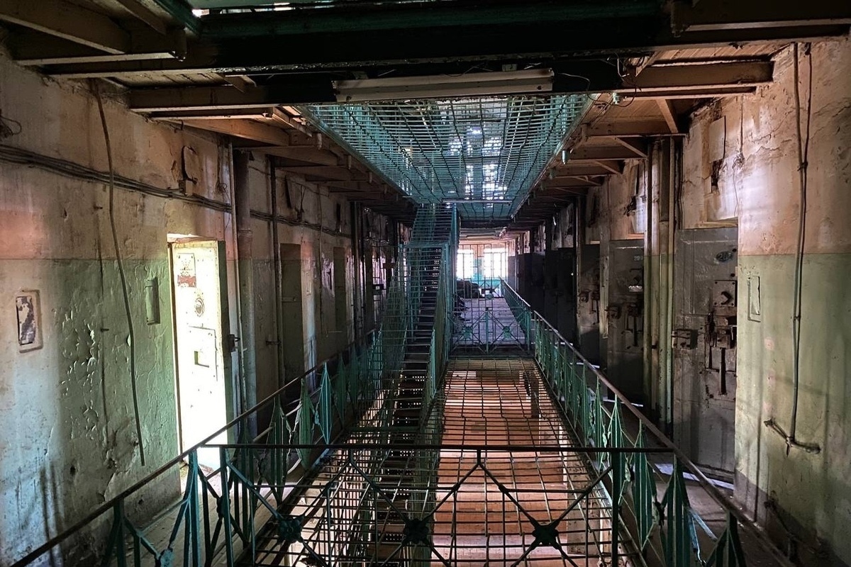 Основателя криптобиржи, приговоренного к 11 тысячам лет тюремного заключения, нашли мертвым.