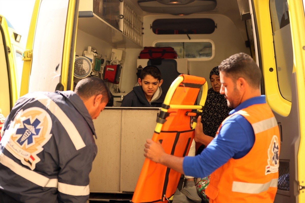 Пять граждан России получили травмы в автомобильной аварии с микроавтобусом в Египте.