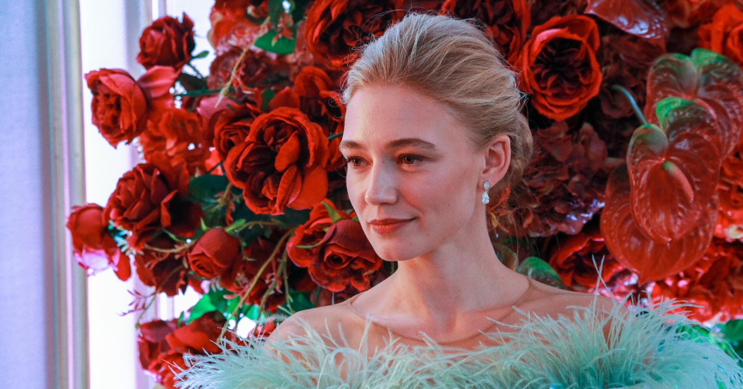 Акиньшина показала фото в нижнем белье на фоне слухов о своей беременности.