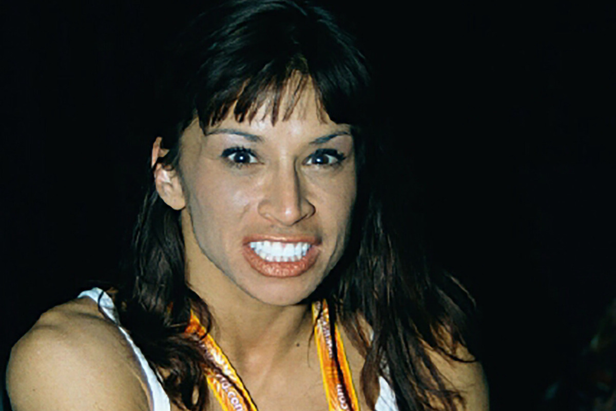 «Отрубила голову любовнику-свекру»: экс-порнозвезда предстала перед судом по делу об убийстве с ужасными подробностями.