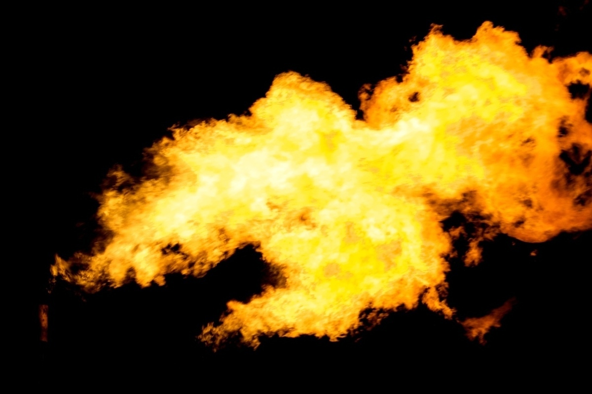 В Волгограде в многоэтажном доме произошел взрыв: жильцы услышали крики и удары перед инцидентом.