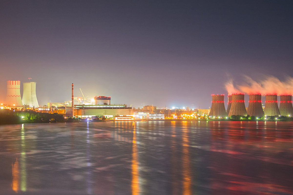 Атомный специалист поделился информацией о происшествии на Нововоронежской АЭС, подвергшейся атаке восьми дронов.