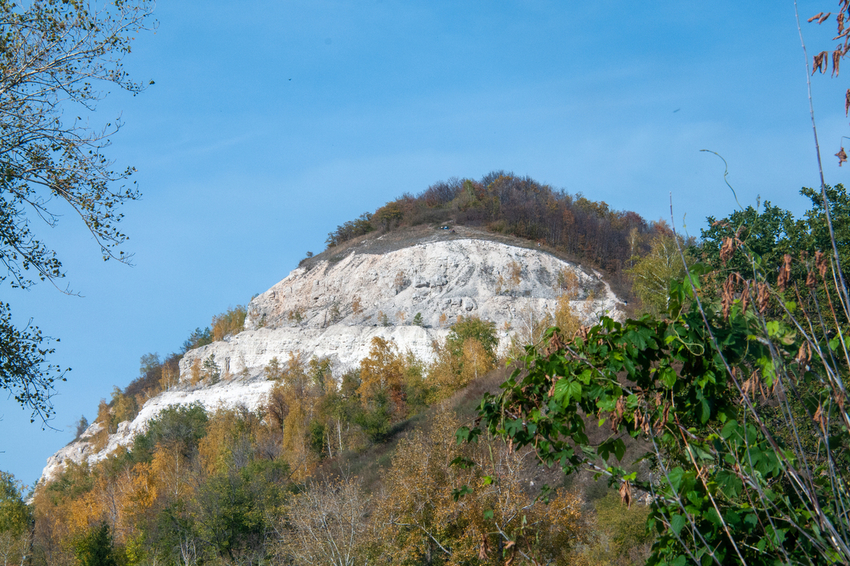 Россиянин и украинка упали со скалы в Турции.
