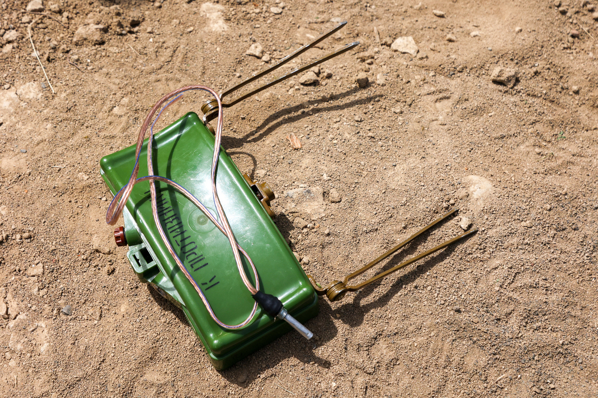 Подростка, подорвавшегося на минном поле, спасли в Херсонской области