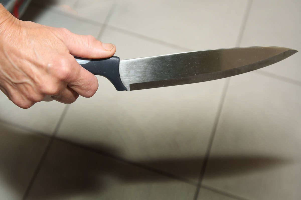 Уралец убил друга в результате игры "Камень, ножницы, бумага"