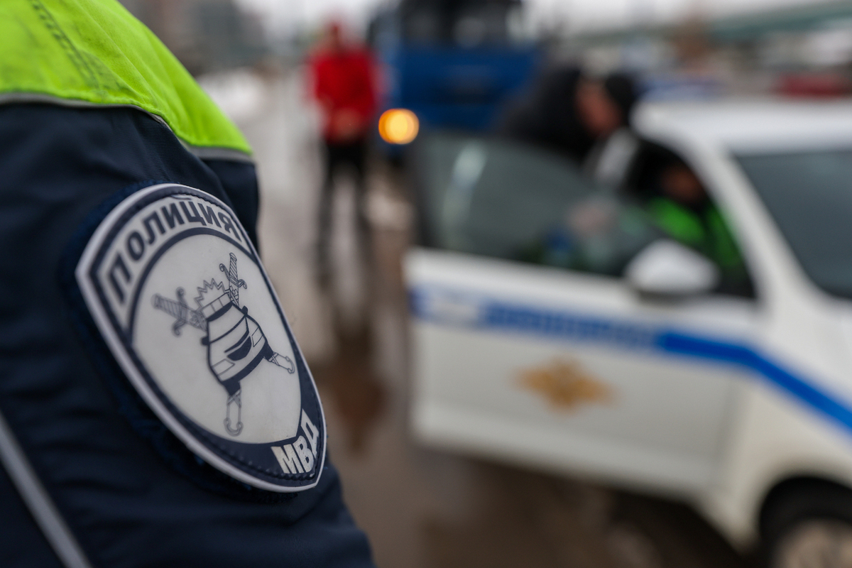 Водитель грузовика насмерть сбил ребенка на пешеходном переходе.