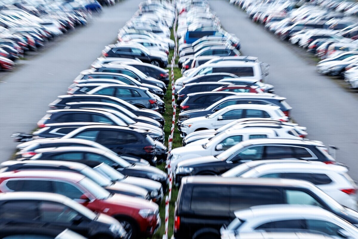 Желающие приобрести иностранные автомобили становятся жертвами мошенников.