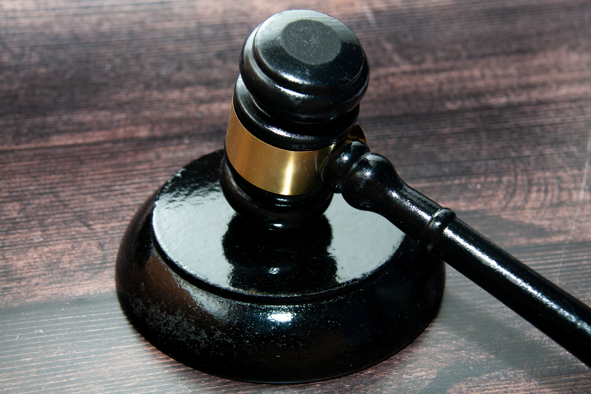 Суд Бурятии может рассмотреть дело человека, спасшегося после дрейфа в Охотском море.