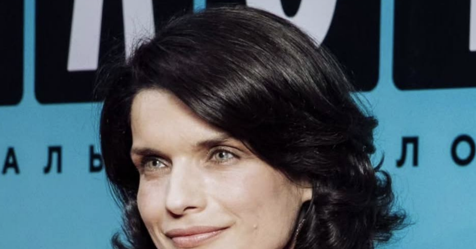 Анна Азарова опровергла слухи о трудностях в своём браке.