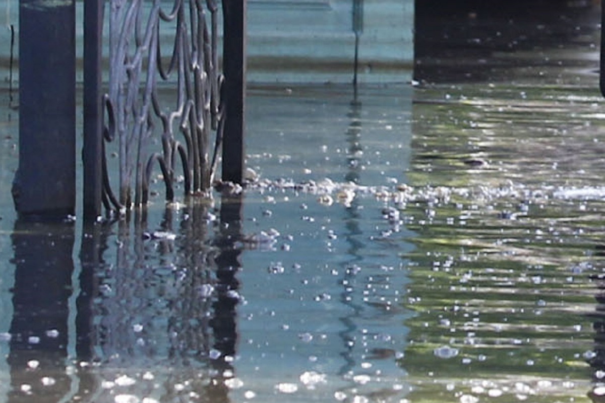 Количество погибших от наводнений во Вьетнаме увеличилось.