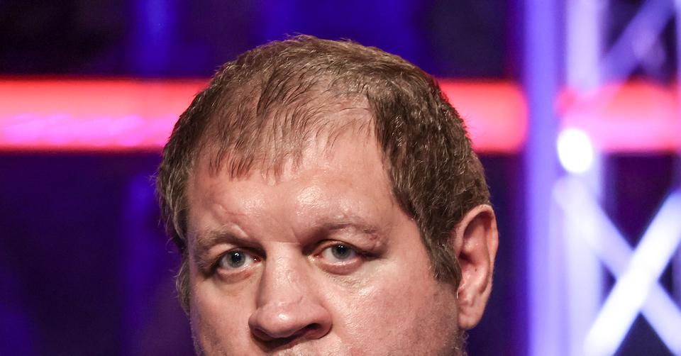 Емельяненко пройдет лечение от алкоголизма совместно с Волочковой и Джигурдой.