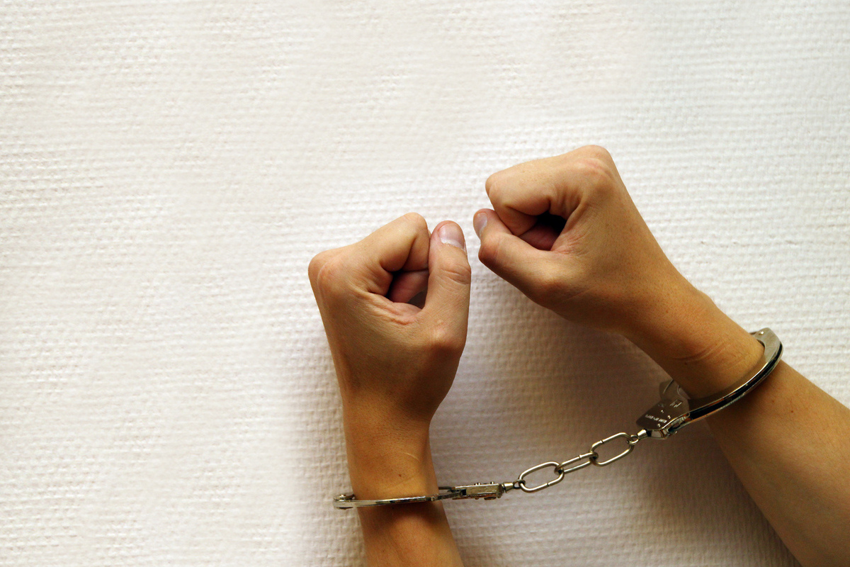 Шантаж с использованием "украинской подруги": 13-летнего подростка из Санкт-Петербурга объявили террористом