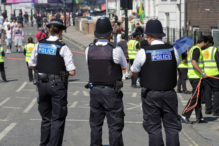 Десять человек стали жертвами нападения в Англии.