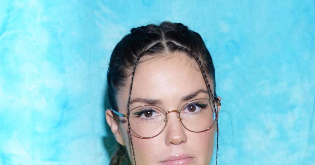 Беременная Агата Муцениеце высказала недовольство по поводу дочери.