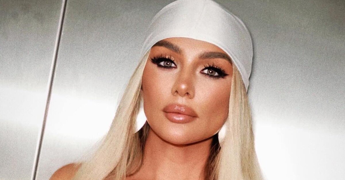 Анна Седокова поделилась видео с семьёй.