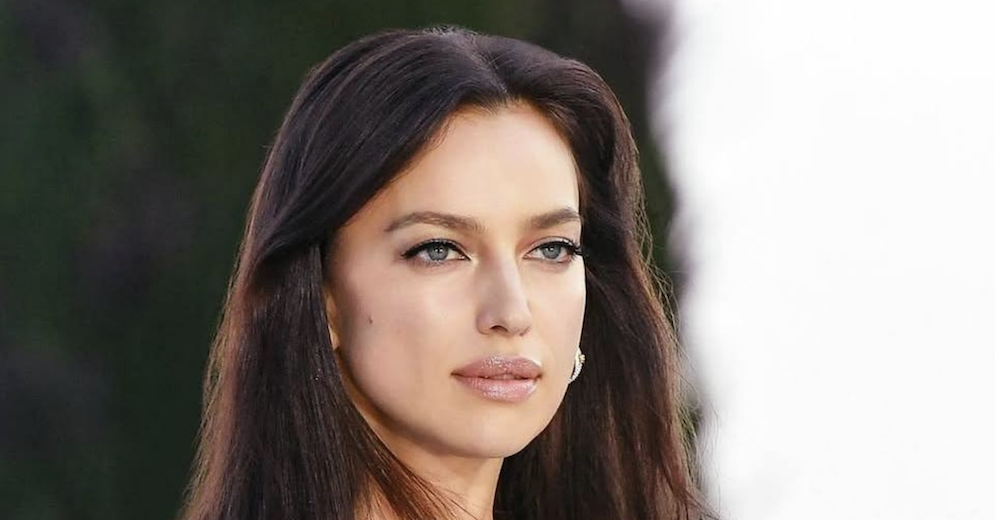 39-летняя Ирина Шейк sorprendió con una audaz sesión de fotos en estilo retro.