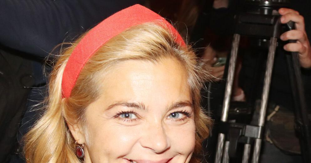 Ирина Пегова, улетевшая в Дубай, поделилась фотографиями с пляжа.