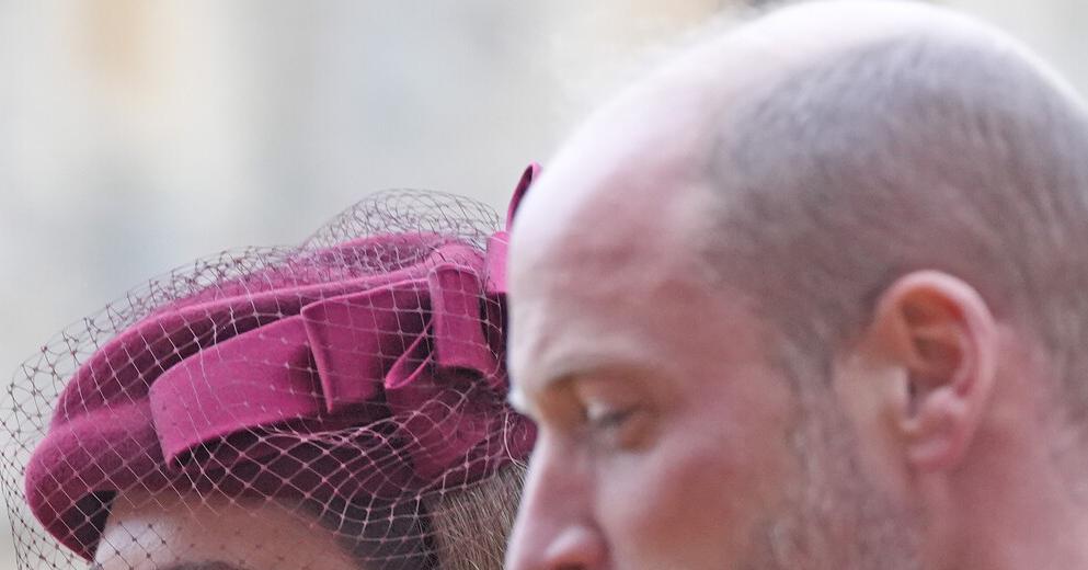 Кейт Миддлтон и принц Уильям встретились с национальным любимчиком.