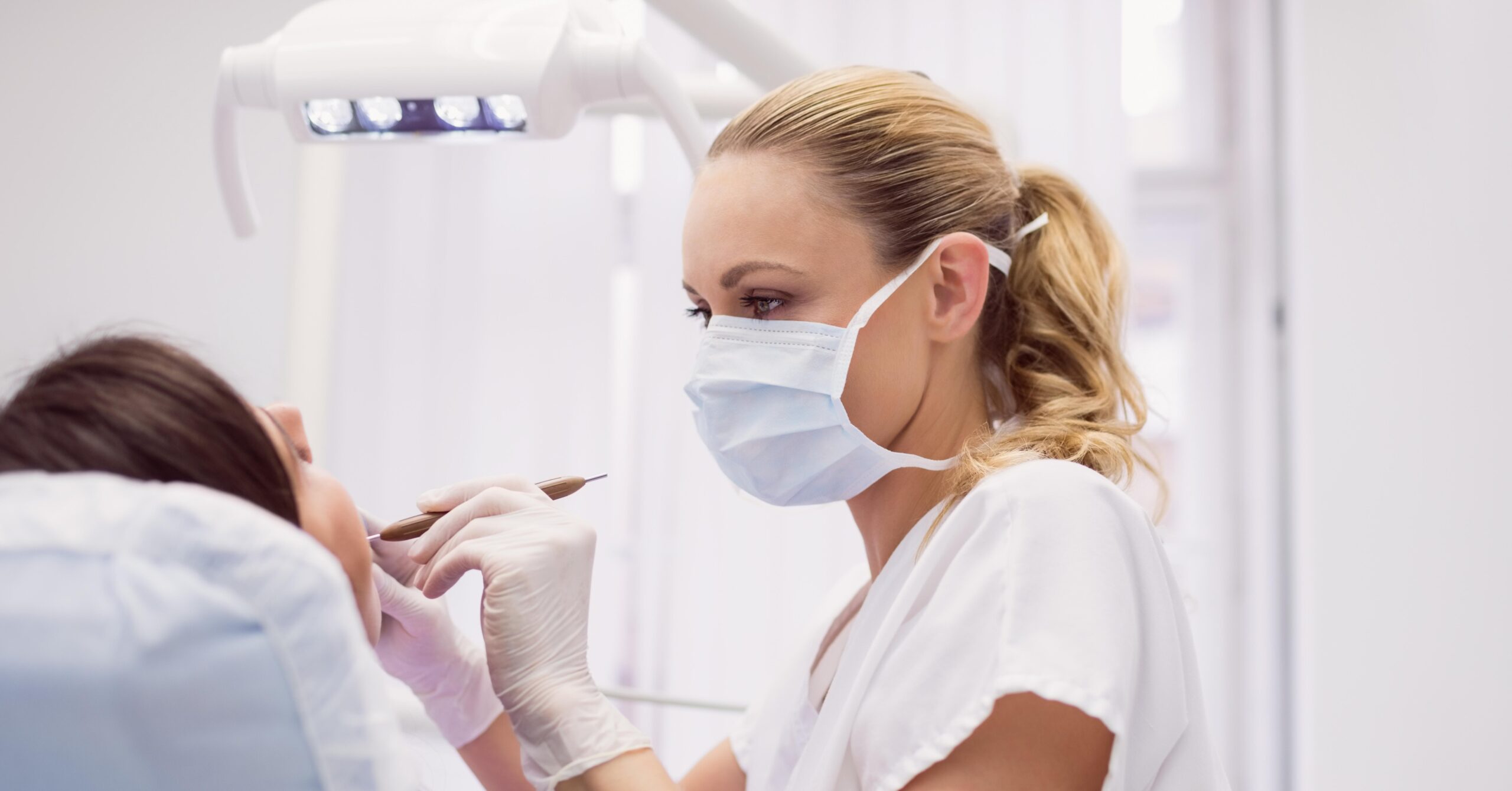 Что происходит при отсутствии зуба в ряду?