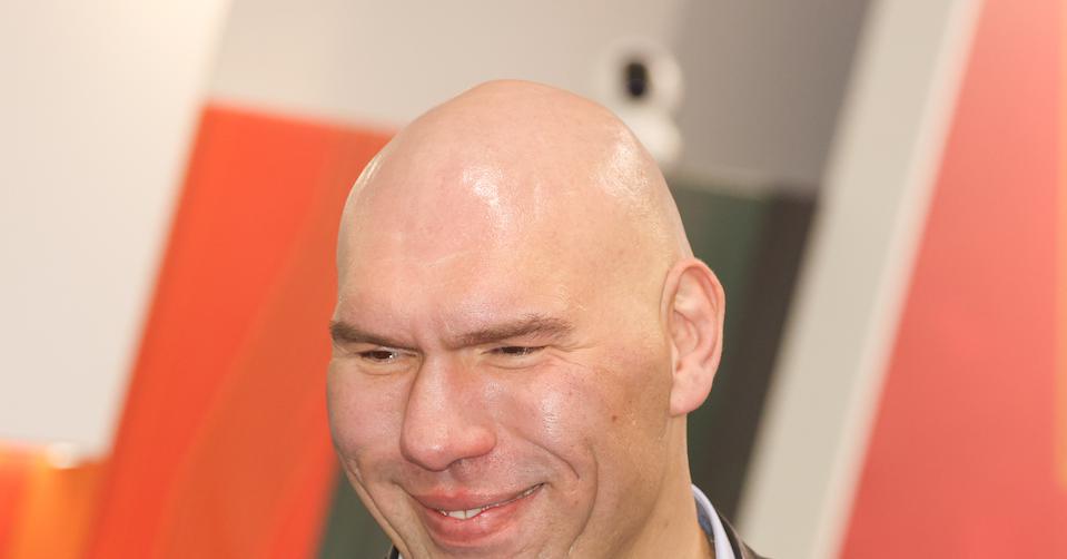 Николай Валуев отпраздновал юбилей совместной жизни: уникальный снимок семьи