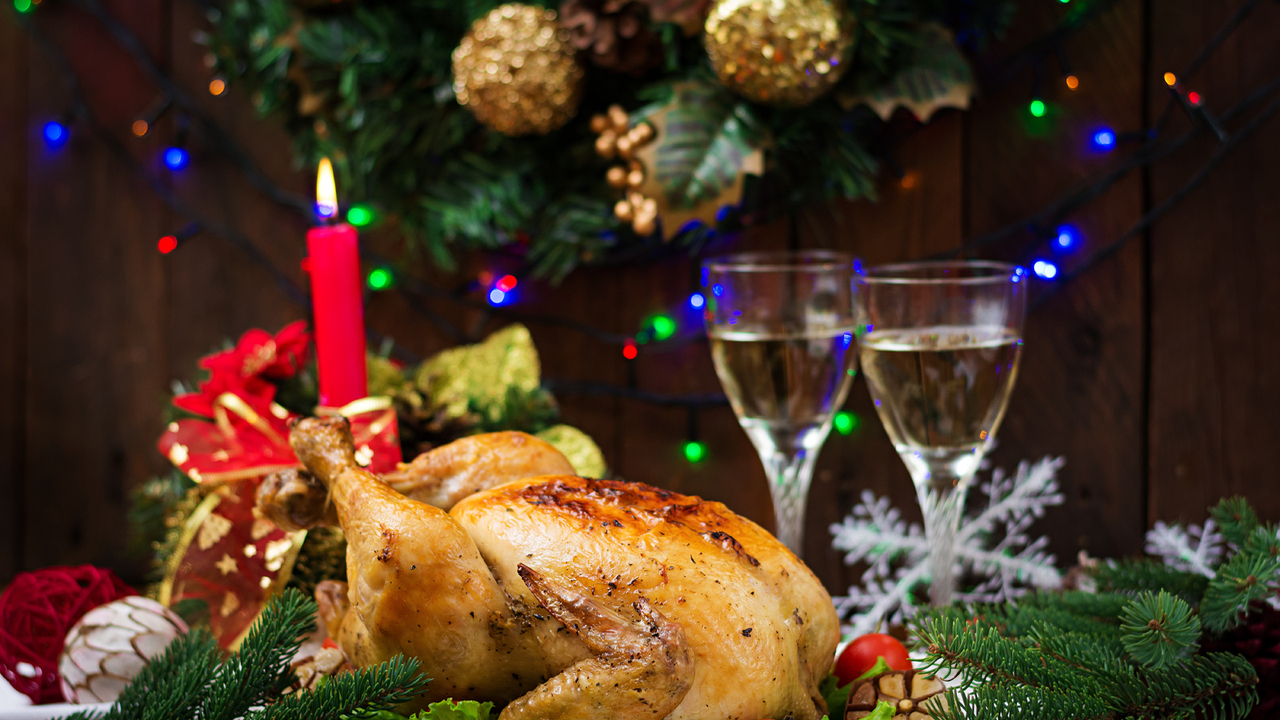 Новый год без дискомфорта в животе: 5 легких угощений для праздничного стола