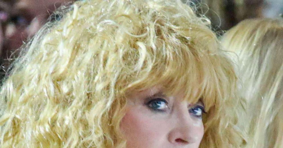 Вот цена ее выступления