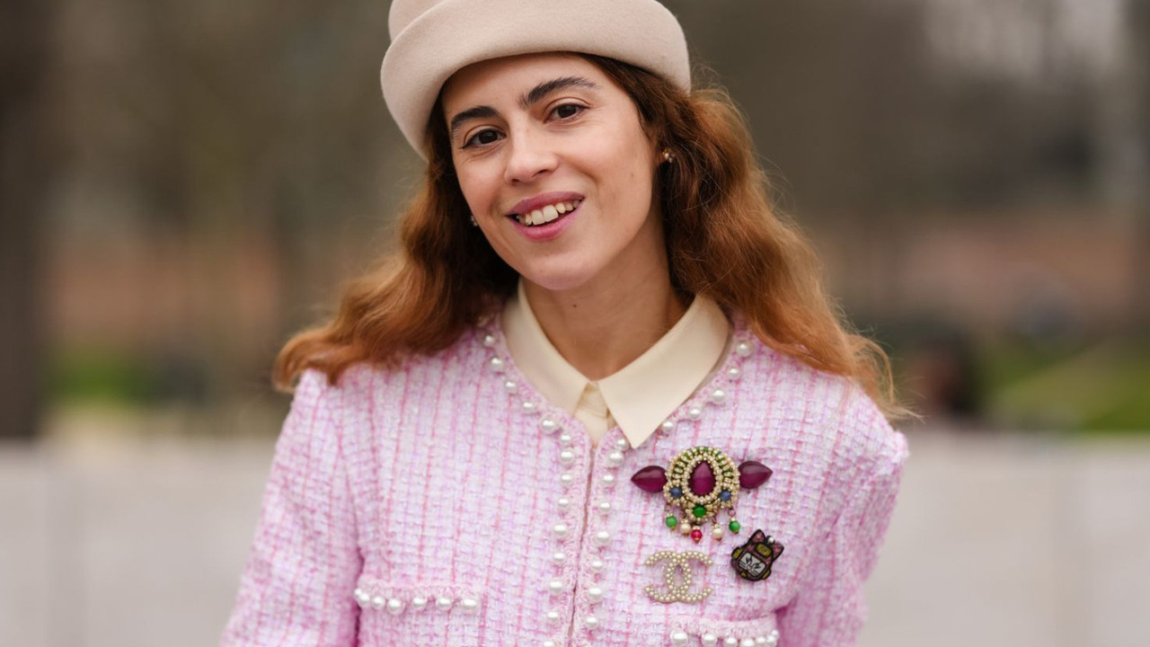 Аксессуары с индивидуальностью: почему броши стали трендом этого сезона