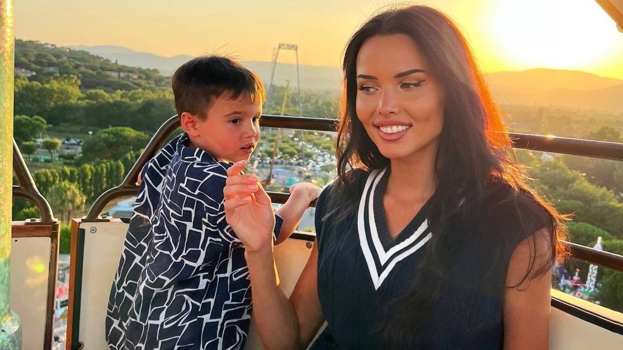 Анастасия Решетова рассказала, что передала сына матери.