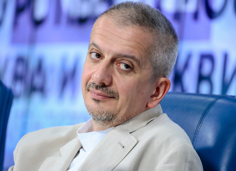 Богомолов назначен ректором МХАТа: не все согласны с выбором режиссера.