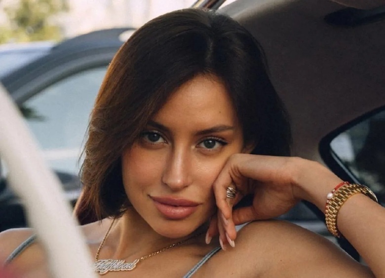 Невесту Тимати сопоставили с Ирина Шейк на старых снимках.