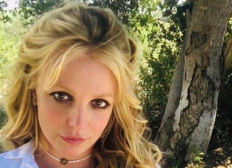 «Я снова чувствую себя пятилеткой»: Бритни Спирс превратилась в культовую мультгероиню.