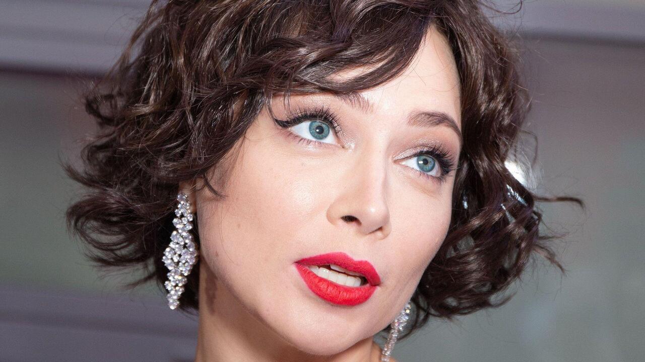 Настасья Самбурская объяснила, почему не может принимать ванну.