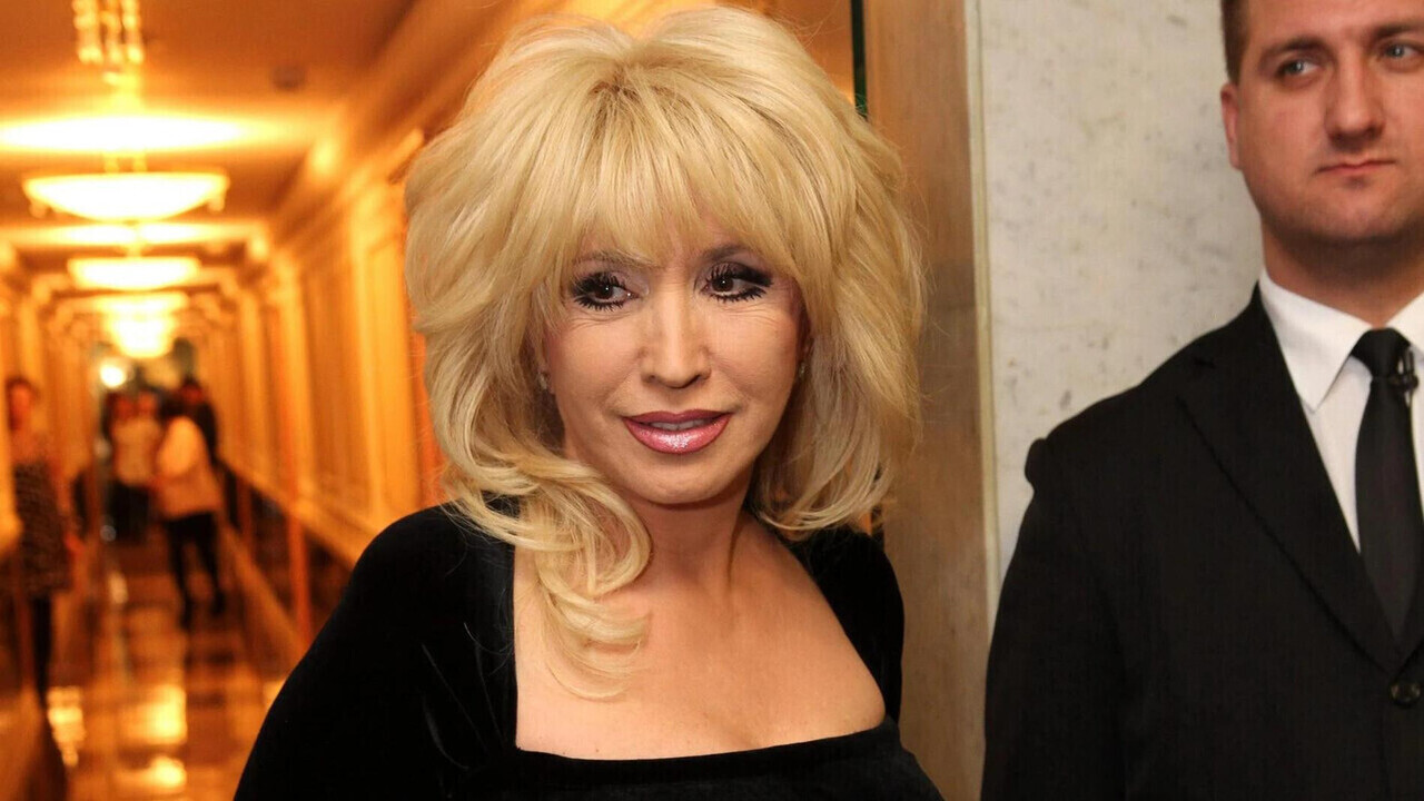 Ирина Аллегрова выиграла иск на миллион рублей против водителя после ДТП.