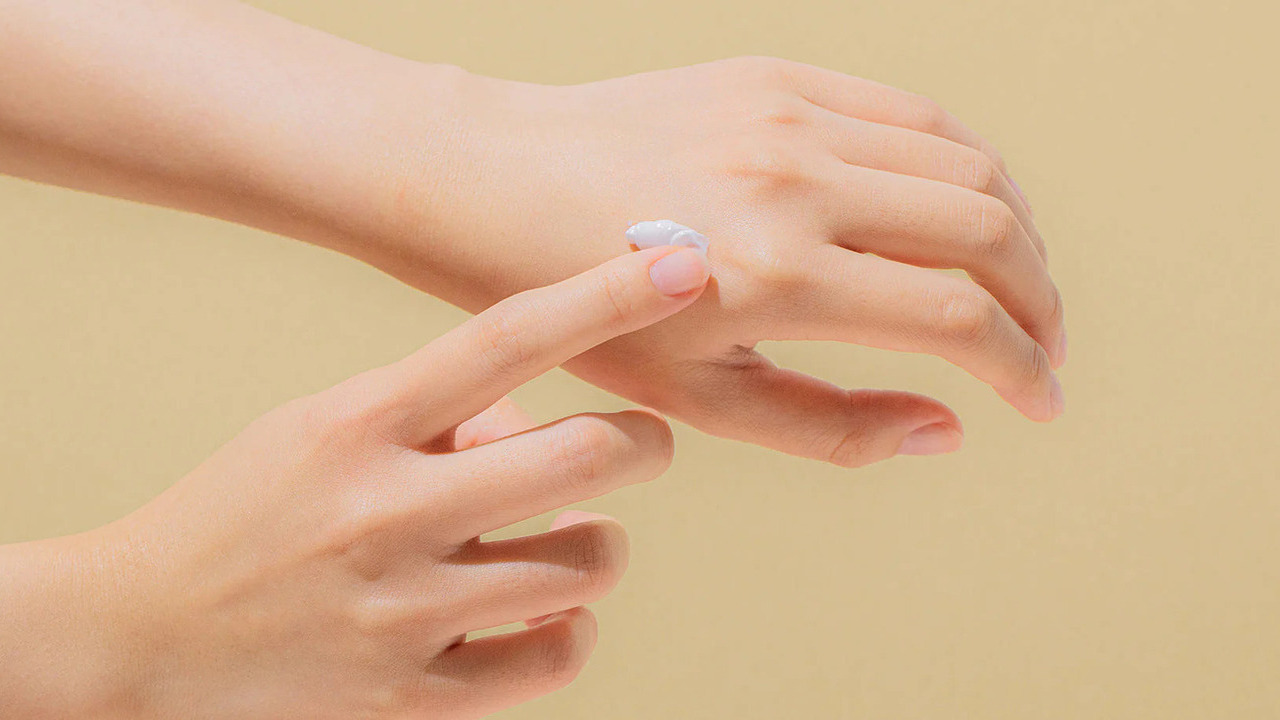 «Как вернуть рукам ухоженный вид: секреты бьюти-рутины, которые уберут 10 лет»