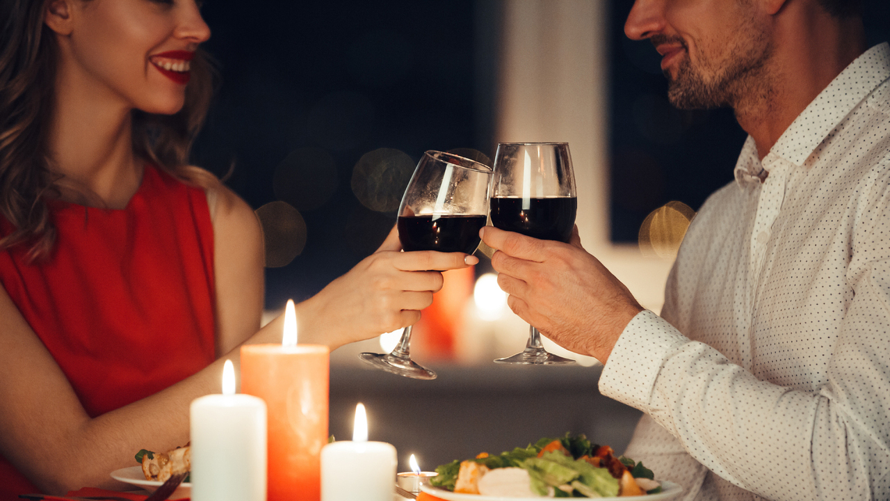 Психология свиданий: как подобрать идеальное место для встречи, чтобы оставить яркие первые впечатления.