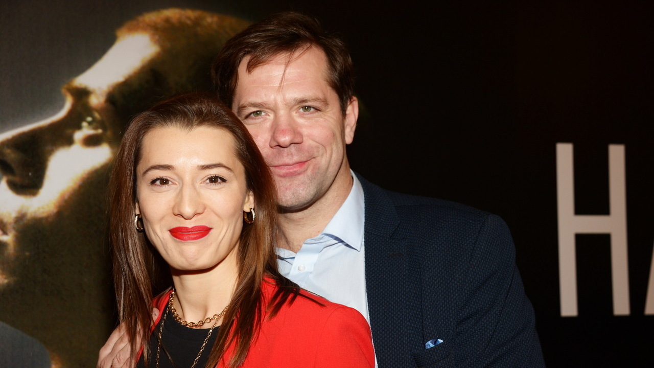 «Шалость удалась»: молодая супруга Владимира Селезнева раскрыла свою беременность